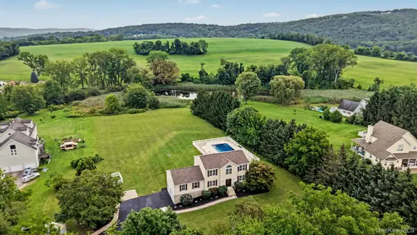 14 Storm Drive, Poughquag, NY 12570