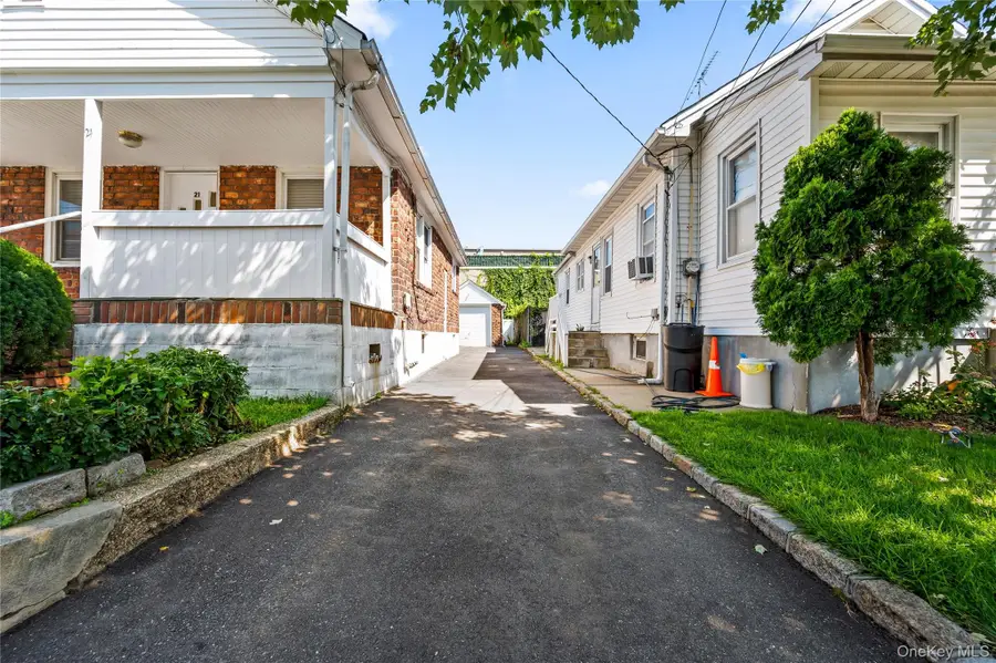 21 Beechwood Avenue, Port Washington, NY 11050 - #2