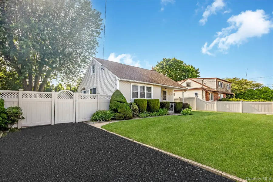 82 Herman Avenue, North Babylon, NY 11703 - #2