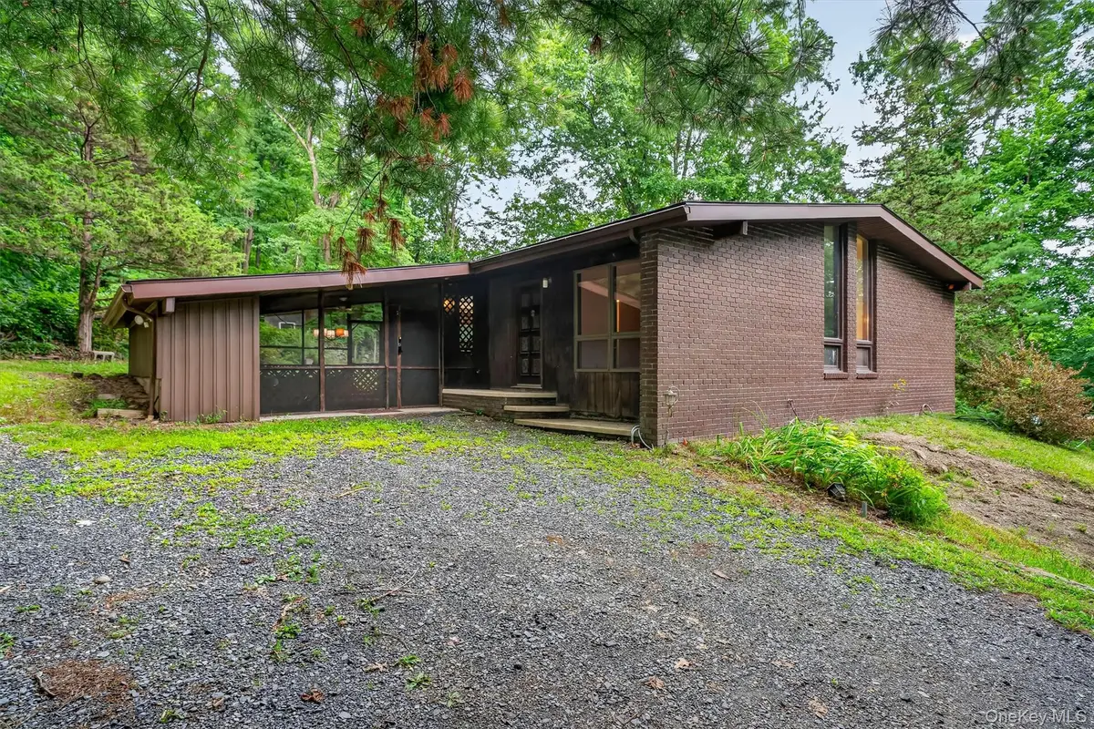 368 Old Dutch Hollow Road, Greenwood Lake, NY 10925 - #1