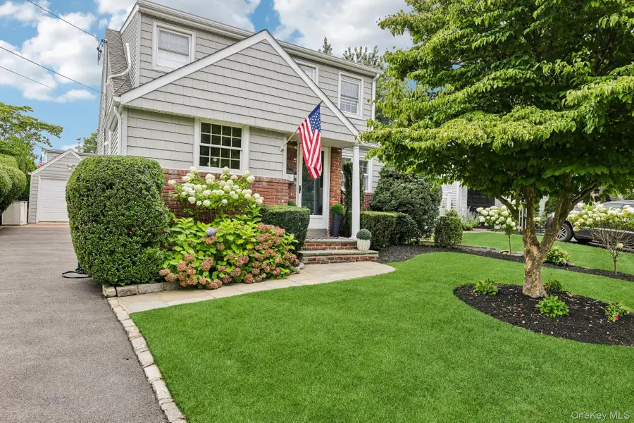 76 Highfield Avenue, Port Washington, NY 11050 - #2