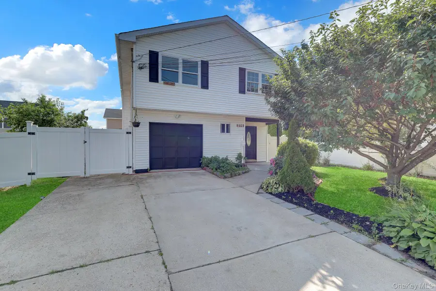 376 Ferraris, Copiague, NY 11726 - #3