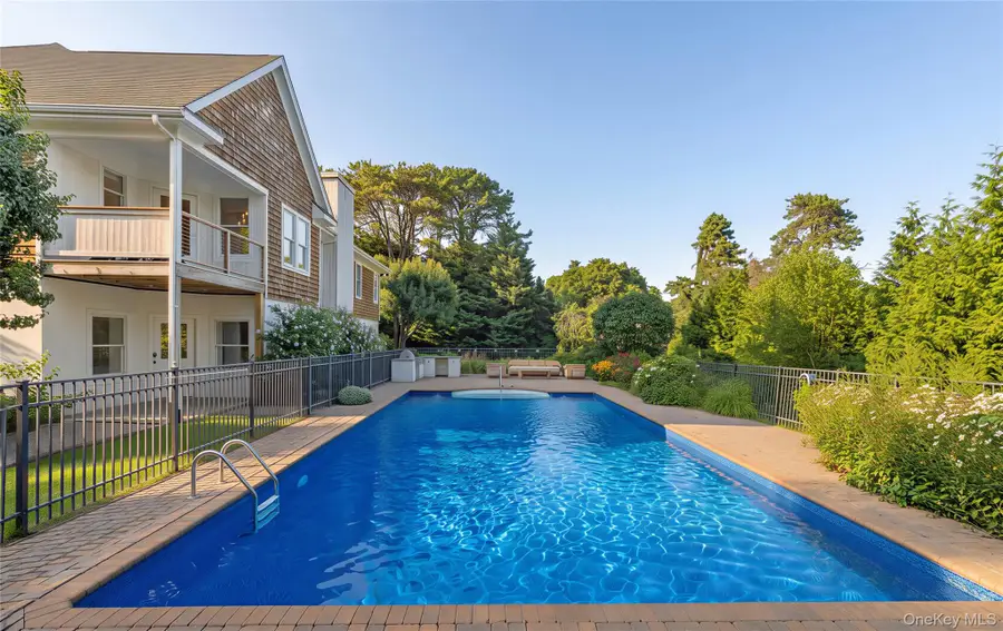 10 Peconic View Court, Southampton, NY 11968 - #3