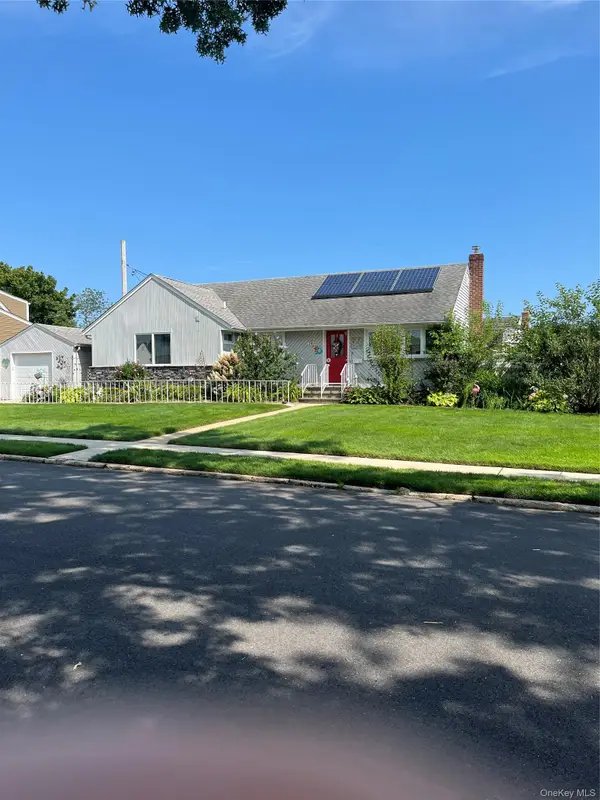 2810 Charles Road, Wantagh, NY 11793