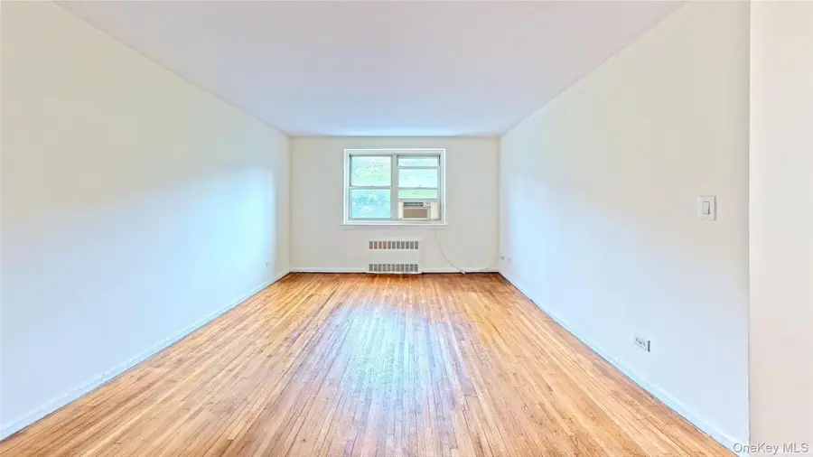 7502 Austin Street Austin Street #2G, Forest Hills, NY 11375 - #3
