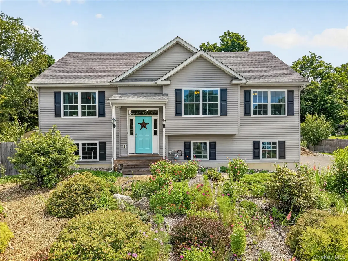 1 Bell Way, Chester, NY 10918 - #1