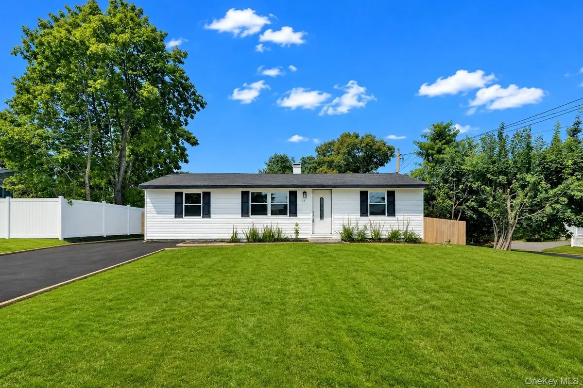 14 Marie Lane, Central Islip, NY 11722 - #1