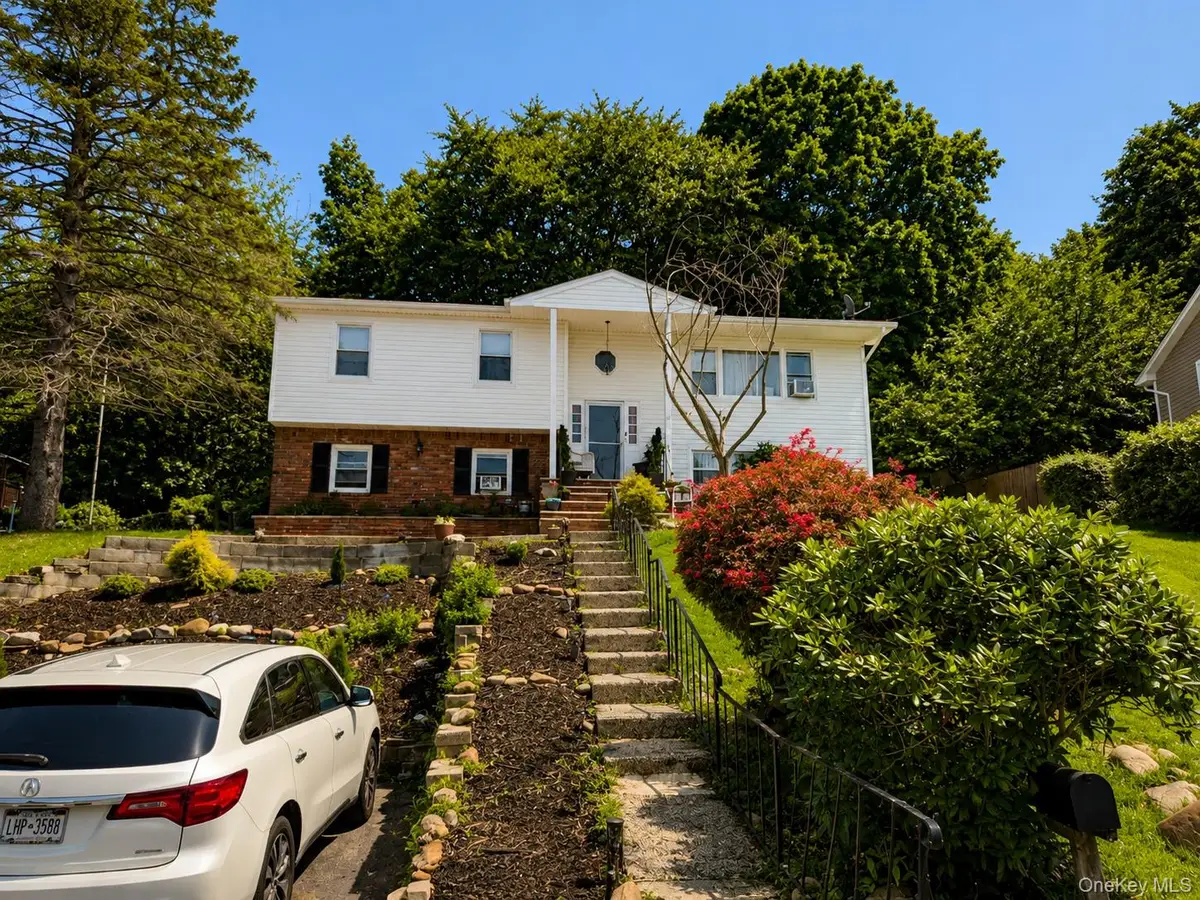 14 Rock Drive, Valley Cottage, NY 10989 - #1