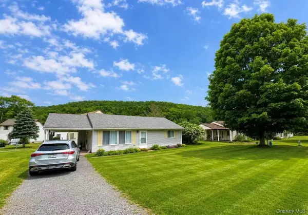 12 Pine Drive, Woodridge, NY 12789