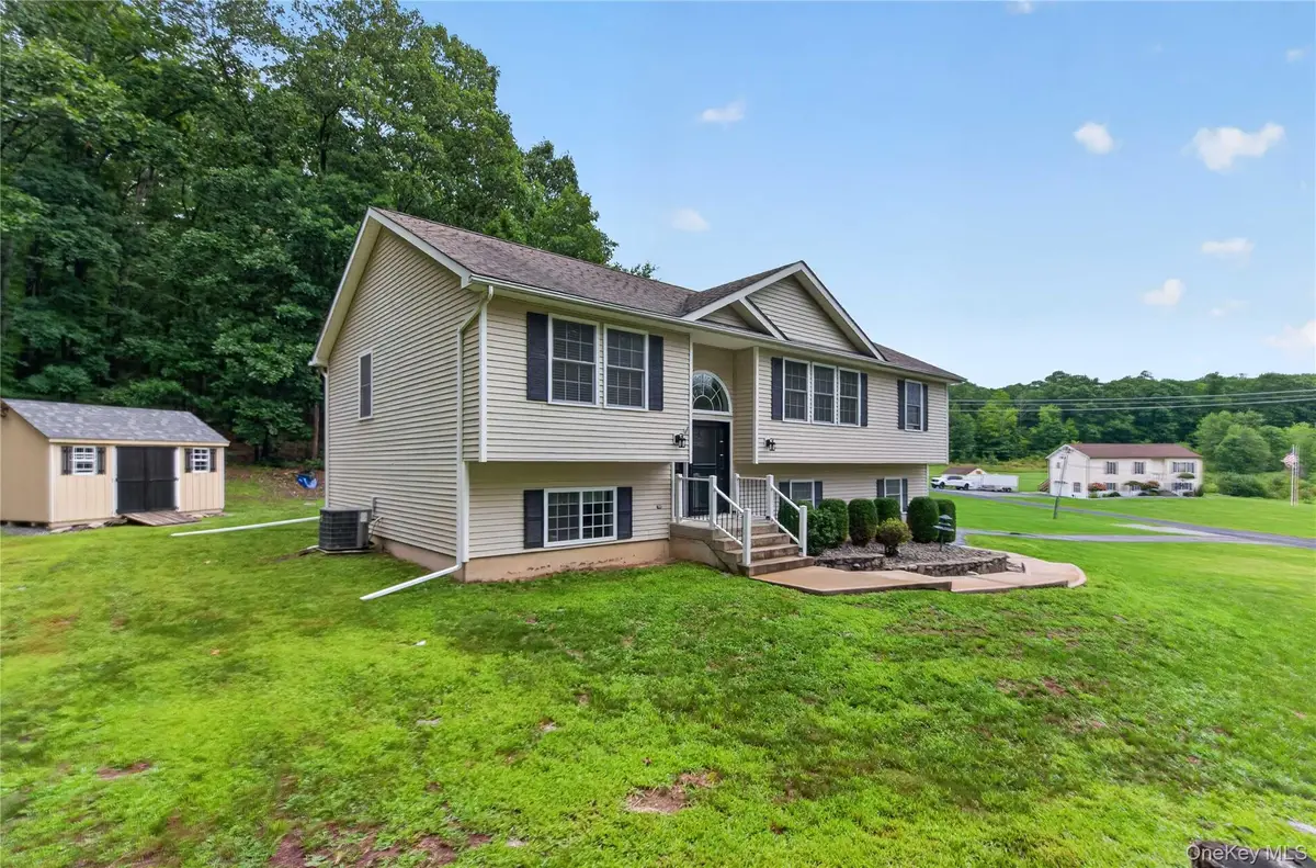 291 Huckleberry Turnpike, Wallkill, NY 12589 - #1