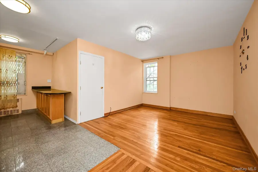 140-18 Burden Crescent #411, Briarwood, NY 11435 - #2