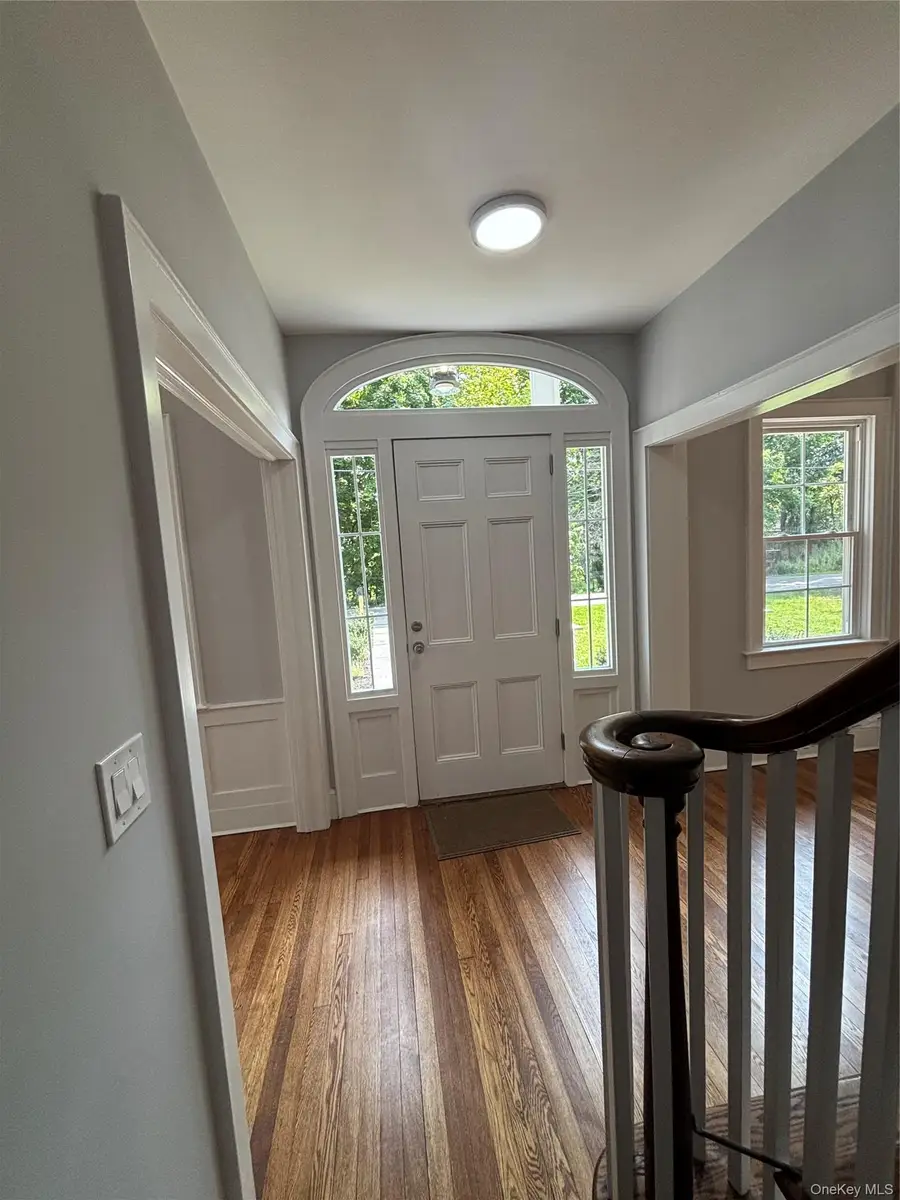 28 Wayaawi Avenue, Bayville, NY 11709 - #3