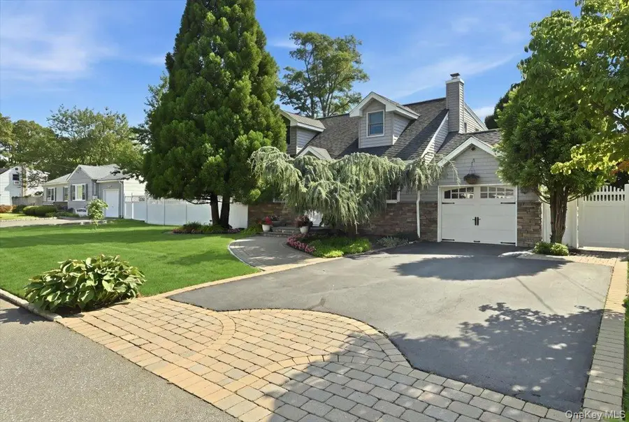 151 New York Avenue, West Babylon, NY 11704 - #2