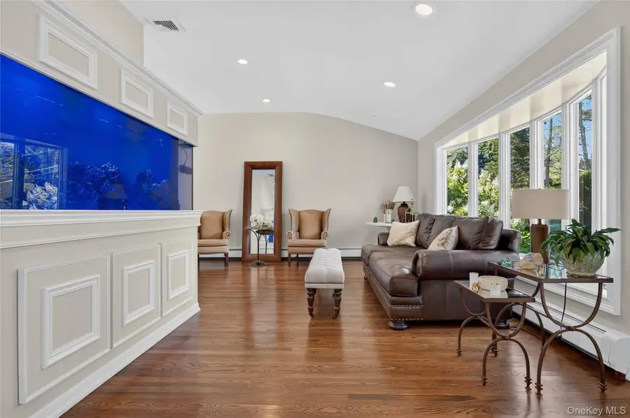 1 Ryan Court, Syosset, NY 11791 - #3