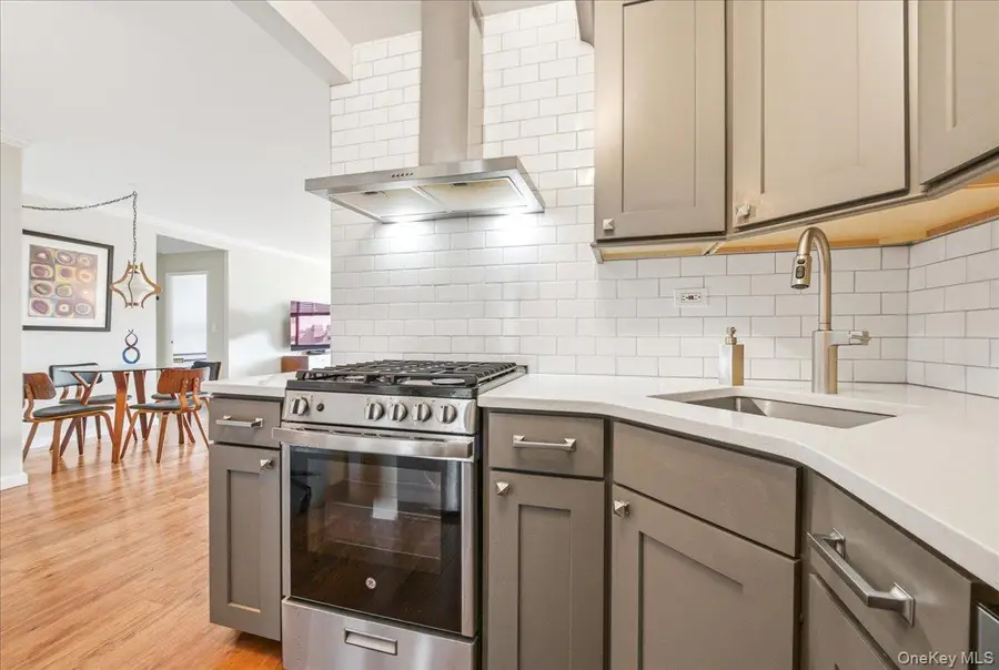 7025 Yellowstone Boulevard #8Q, Forest Hills, NY 11375 - #2