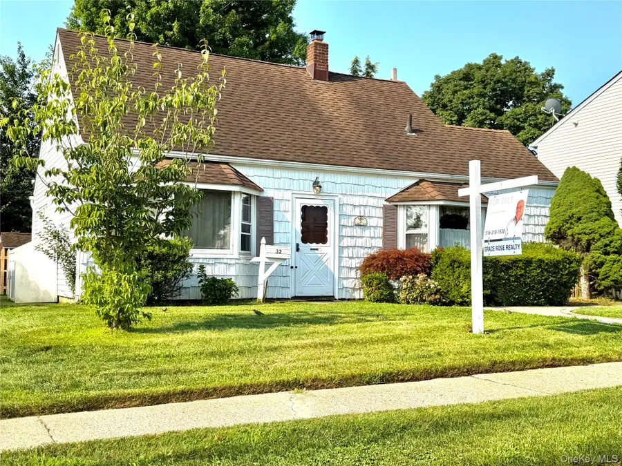 32 Griddle Lane, Levittown, NY 11756 - #2