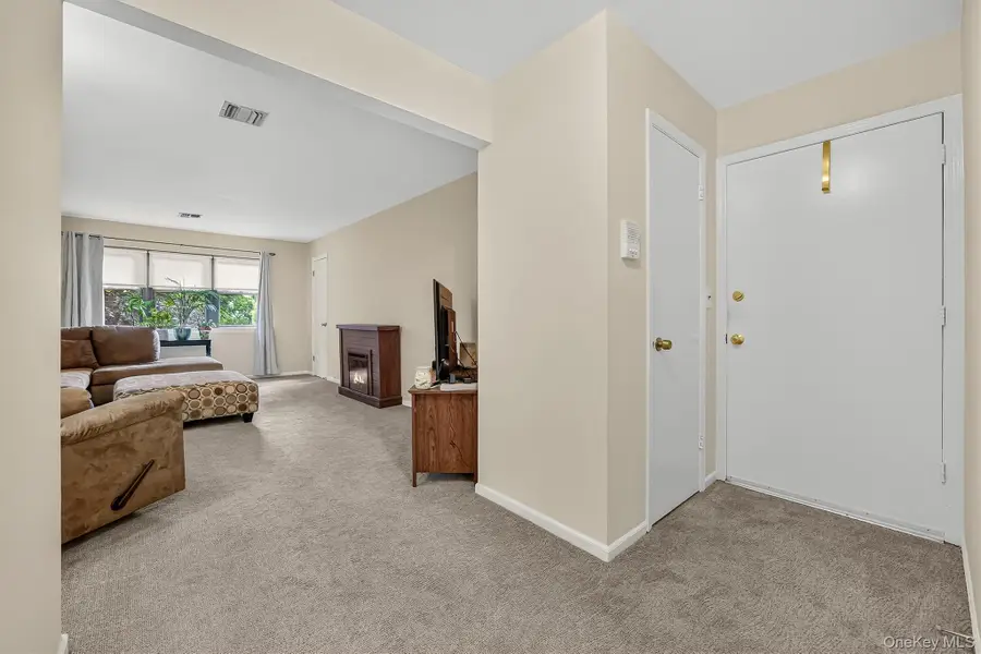 38 Milford Lane #5D, Suffern, NY 10901 - #3