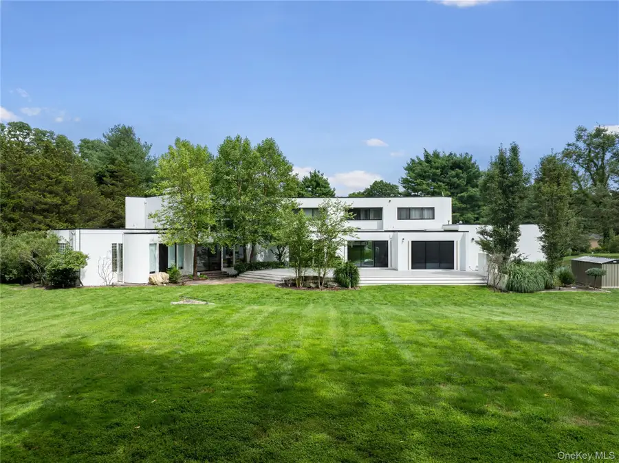 1 Vista Drive, Laurel Hollow, NY 11791 - #3