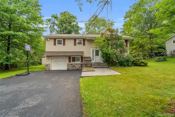 124 Northmore Drive, Yorktown Heights, NY 10598