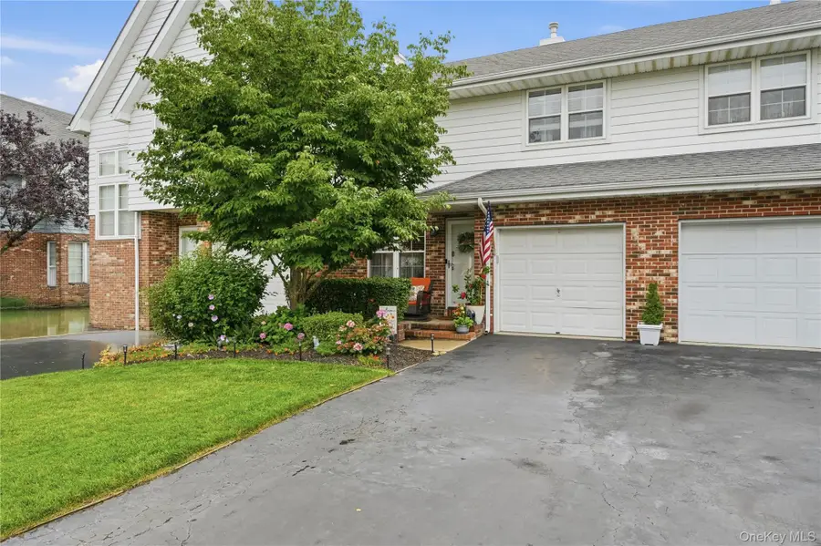 21 Broadlawn Drive, Central Islip, NY 11722 - #2