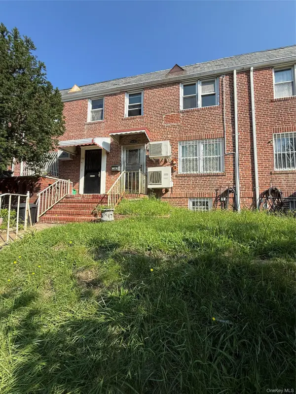 15043 77th Road, Flushing, NY 11367