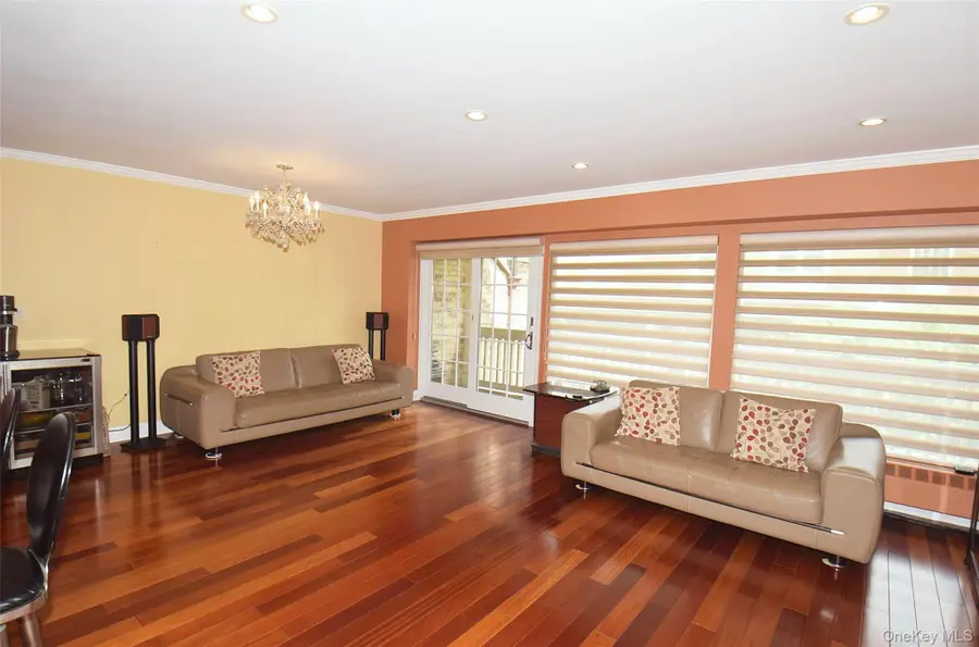 13-19 Michael Court #160 U, Bayside, NY 11360 - #2