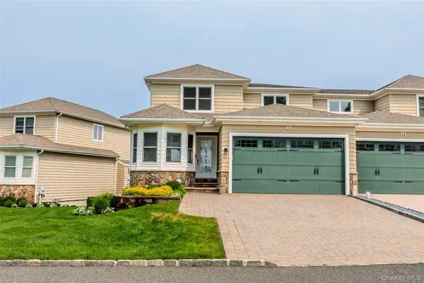 35 Theresa Lane, Port Jefferson, NY 11777
