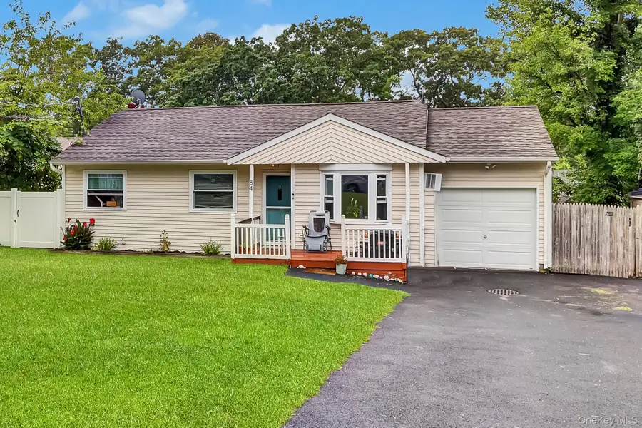 84 Palm Road, Rocky Point, NY 11778 - #2