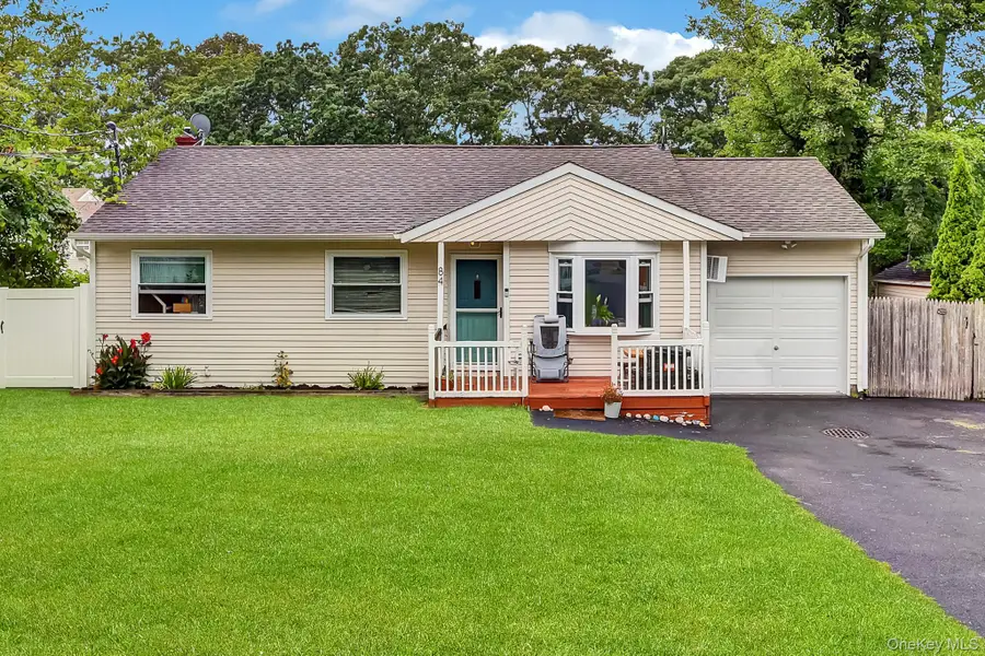 84 Palm Road, Rocky Point, NY 11778 - #3
