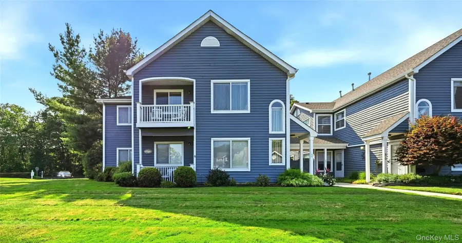 874 Birchwood Park Drive, Middle Island, NY 11953 - #3