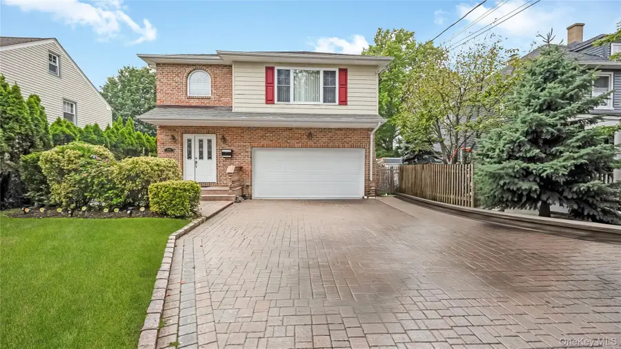 34 Nassau Avenue, Glen Cove, NY 11542 - #2