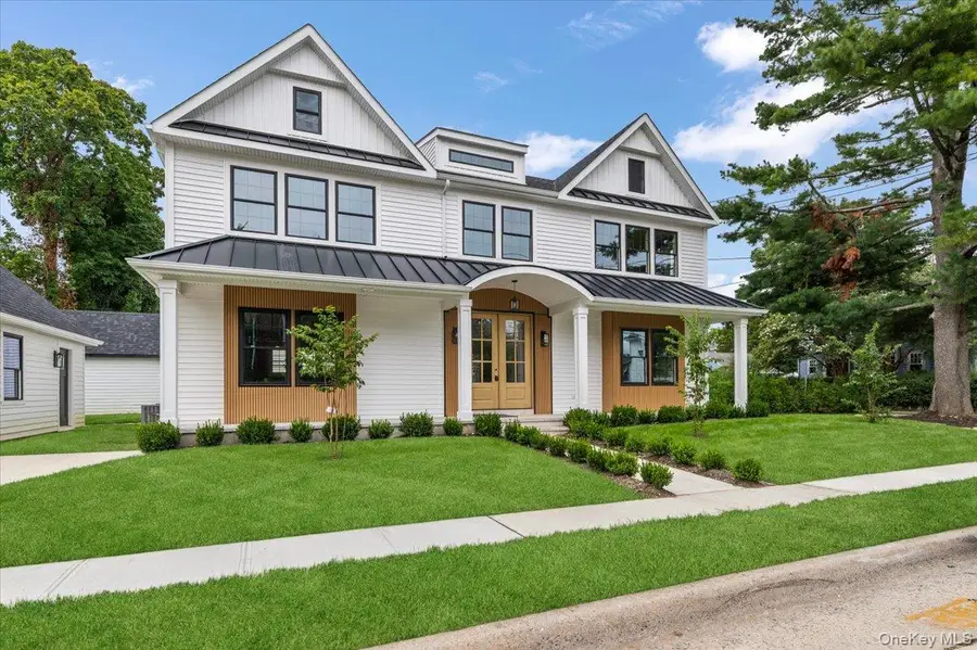 26 Belleview Avenue, Port Washington, NY 11050 - #3