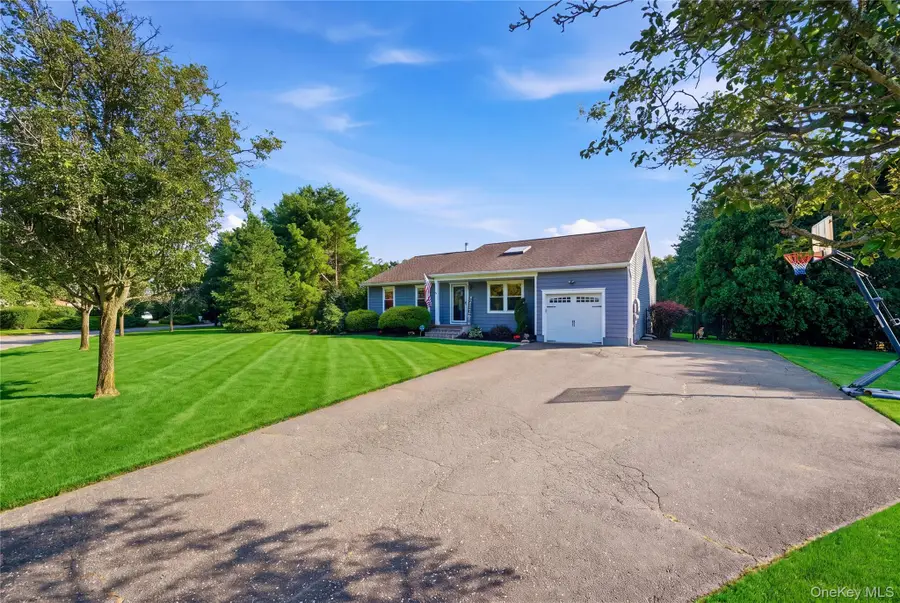 71 Triangle Lane, Baiting Hollow, NY 11933 - #2