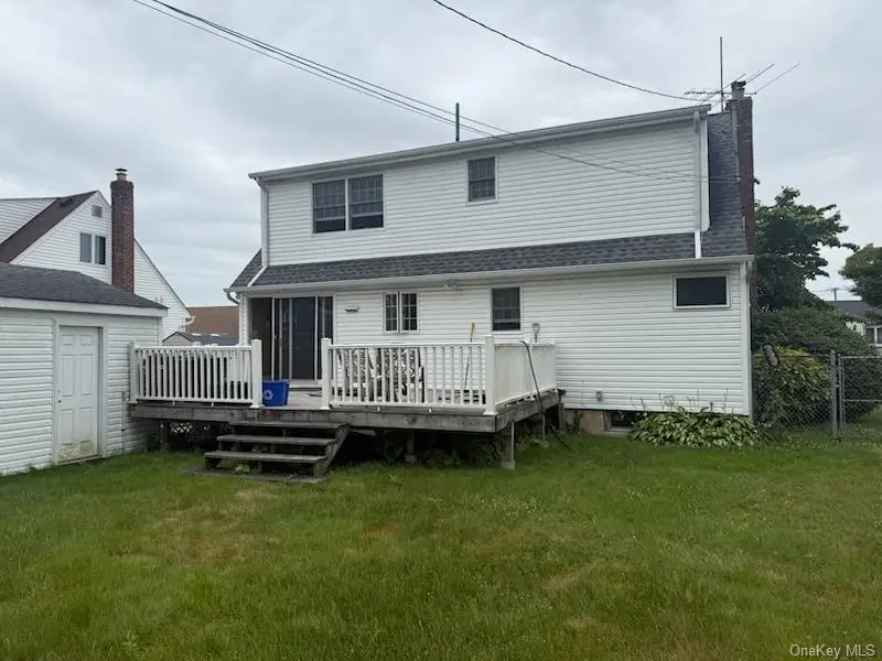 391 Ferris Road, Seaford, NY 11783 - #2