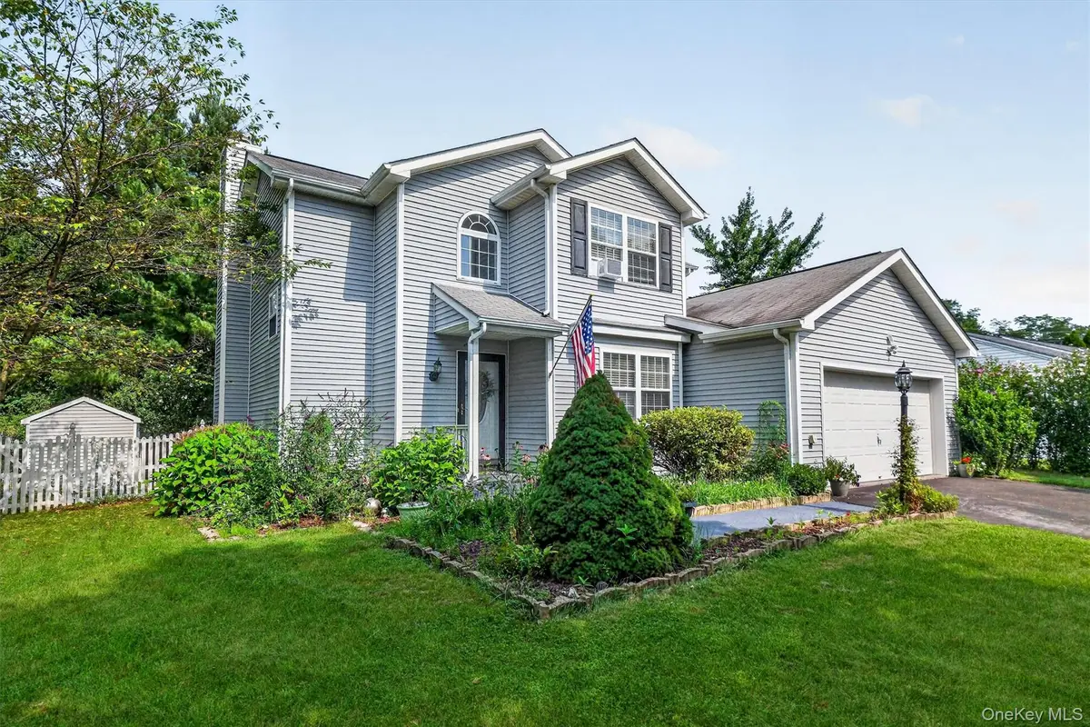 7 Pearlbush Lane, Poughkeepsie, NY 12603 - #1