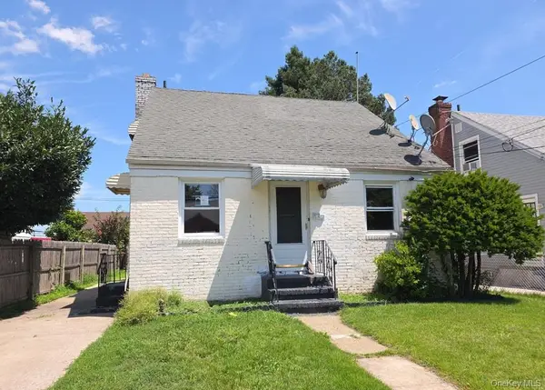 299 Locust Avenue, Uniondale, NY 11553
