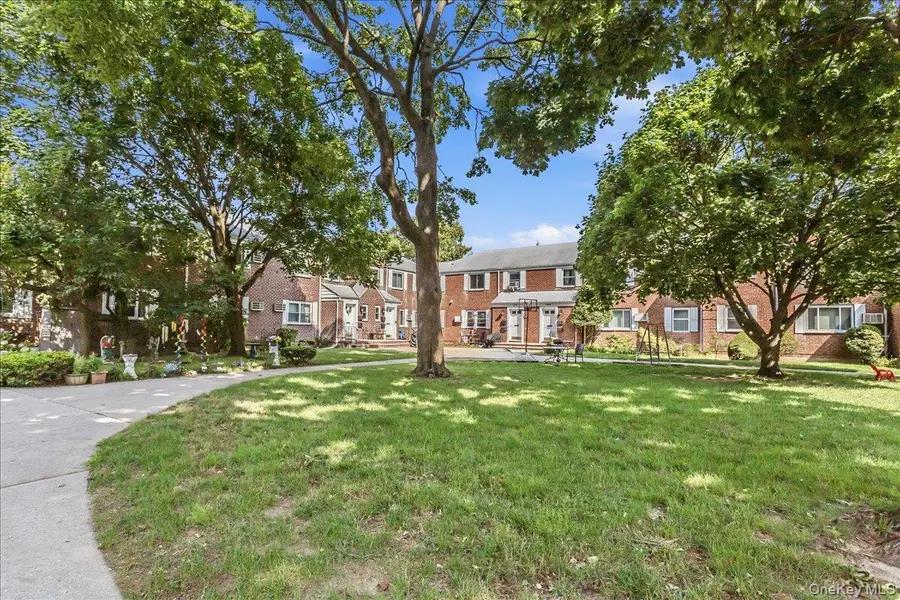 260-57 75th Avenue #2, Glen Oaks, NY 11004 - #2