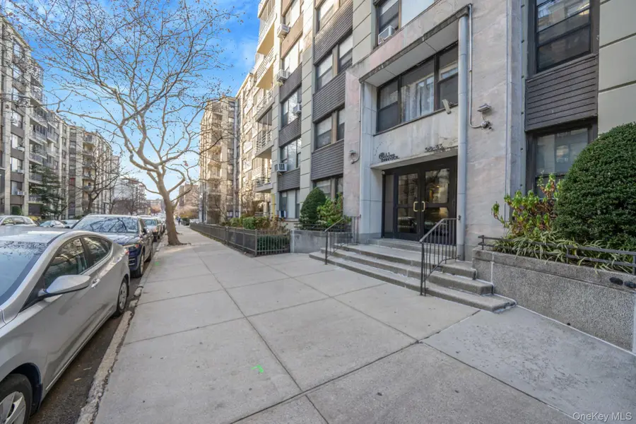 98-33 64th Avenue #1D, Rego Park, NY 11347 - #2