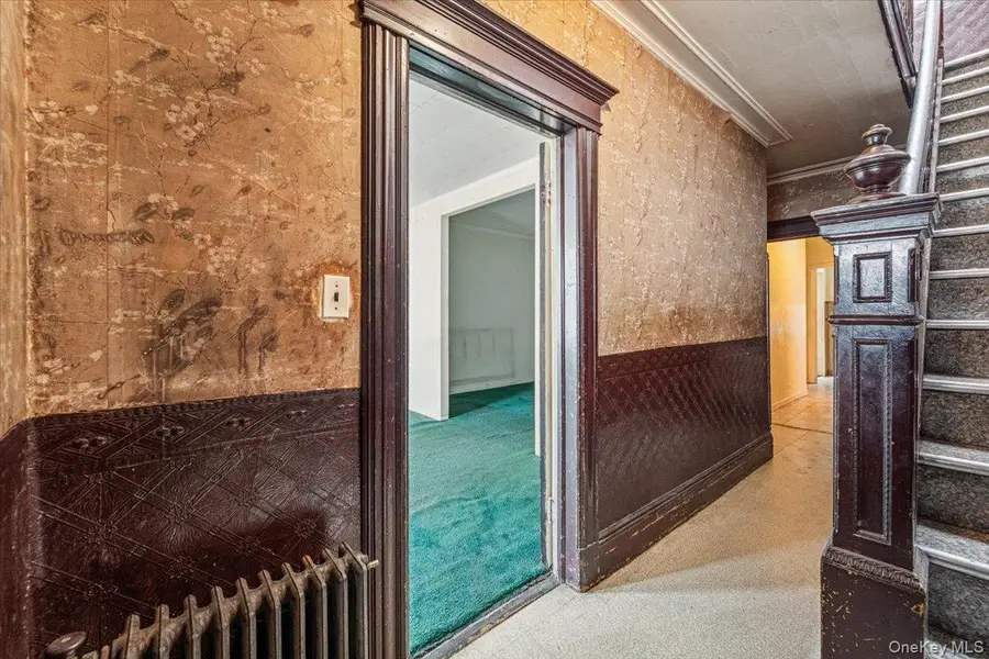 54-18 Nurge Avenue, Maspeth, NY 11378 - #3