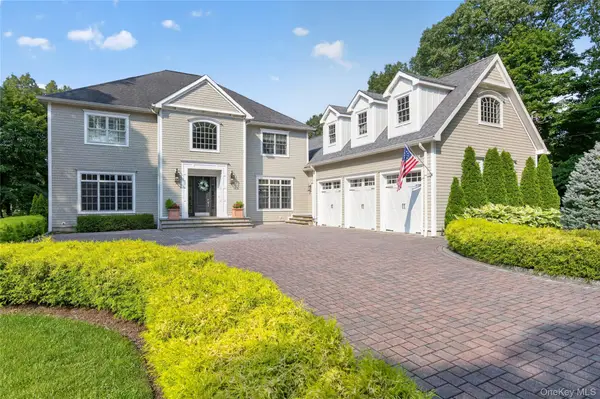 15 Thorman Lane, Huntington, NY 11743