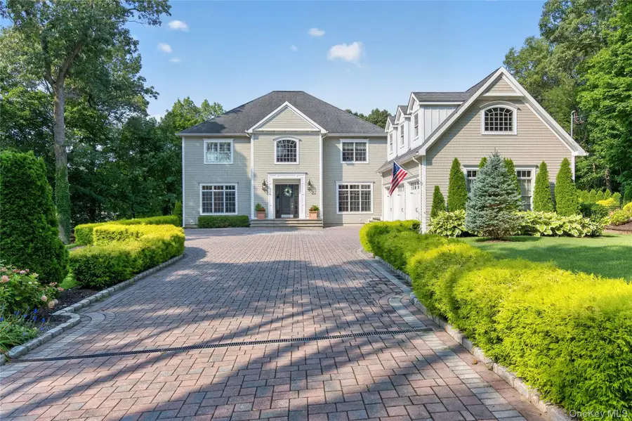 15 Thorman Lane, Huntington, NY 11743 - #3
