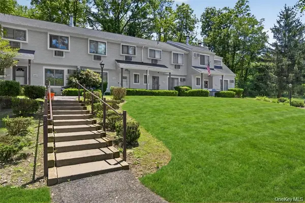 607 Mountain Laurel Drive, Monroe, NY 10950
