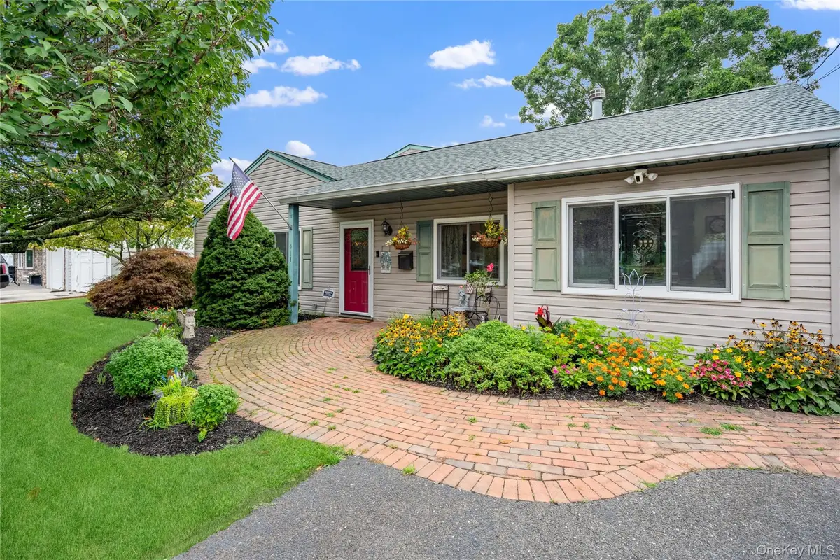 411 8th Street, Bohemia, NY 11716 - #1