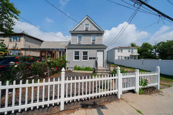 15813 Linden Boulevard, Jamaica, NY 11434