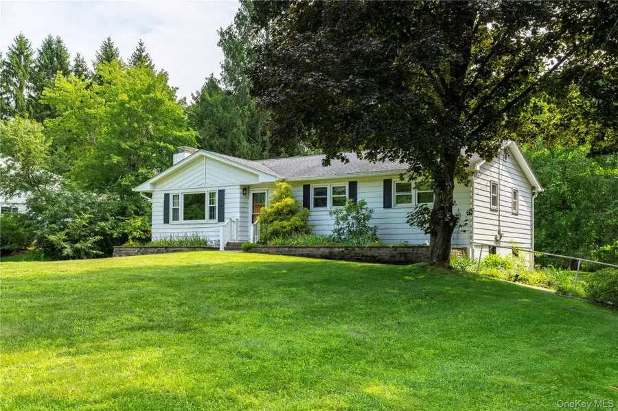 18 Brown Road, Wappingers Falls, NY 12590 - #2