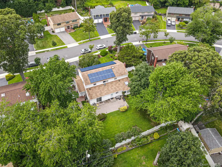 41 Apple Tree Drive, Hauppauge, NY 11788 - #2