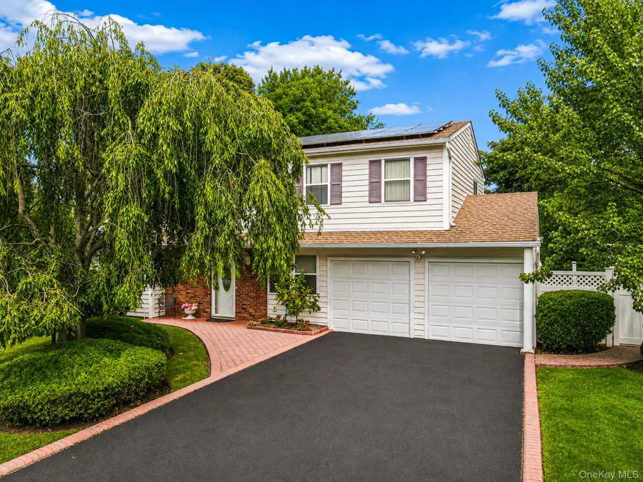 41 Apple Tree Drive, Hauppauge, NY 11788 - #3