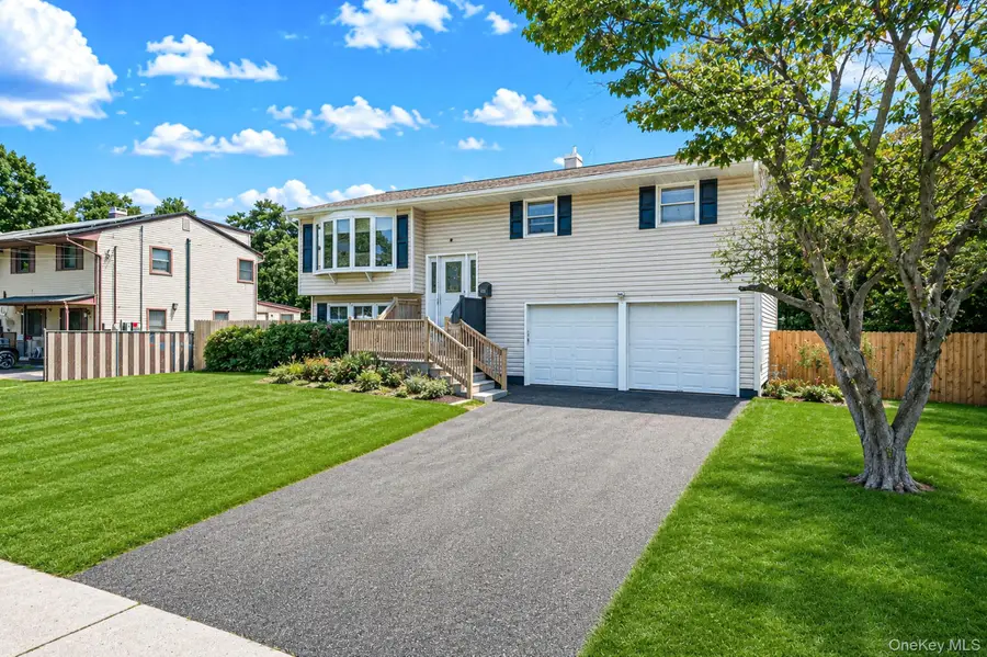 104 Utica Street, Bay Shore, NY 11706 - #2