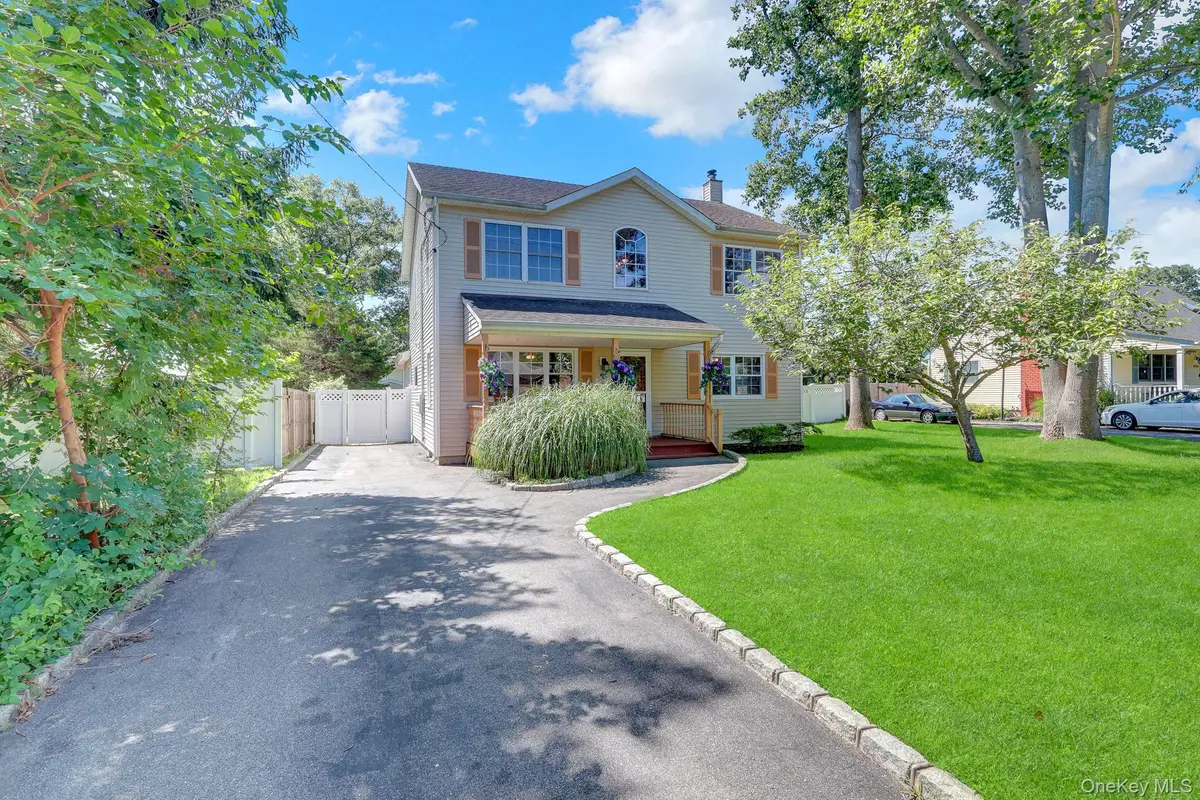 18 Aster Avenue, Holtsville, NY 11742 - #1