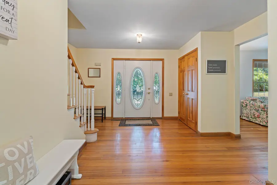 470 Pond Path, East Setauket, NY 11733 - #3